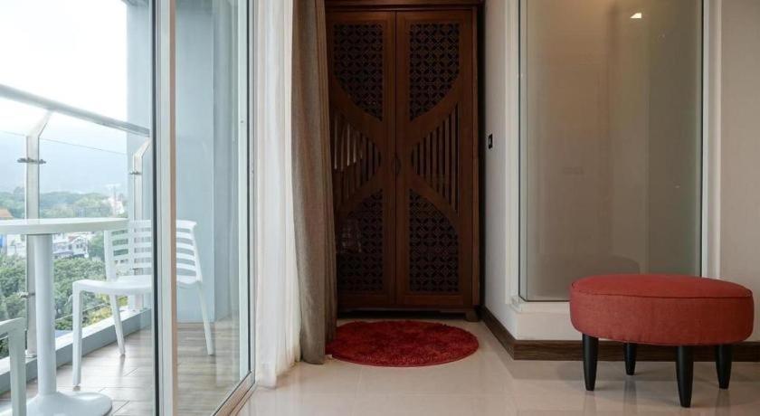 Baisirimaya Hotel Chiang Mai Exteriör bild