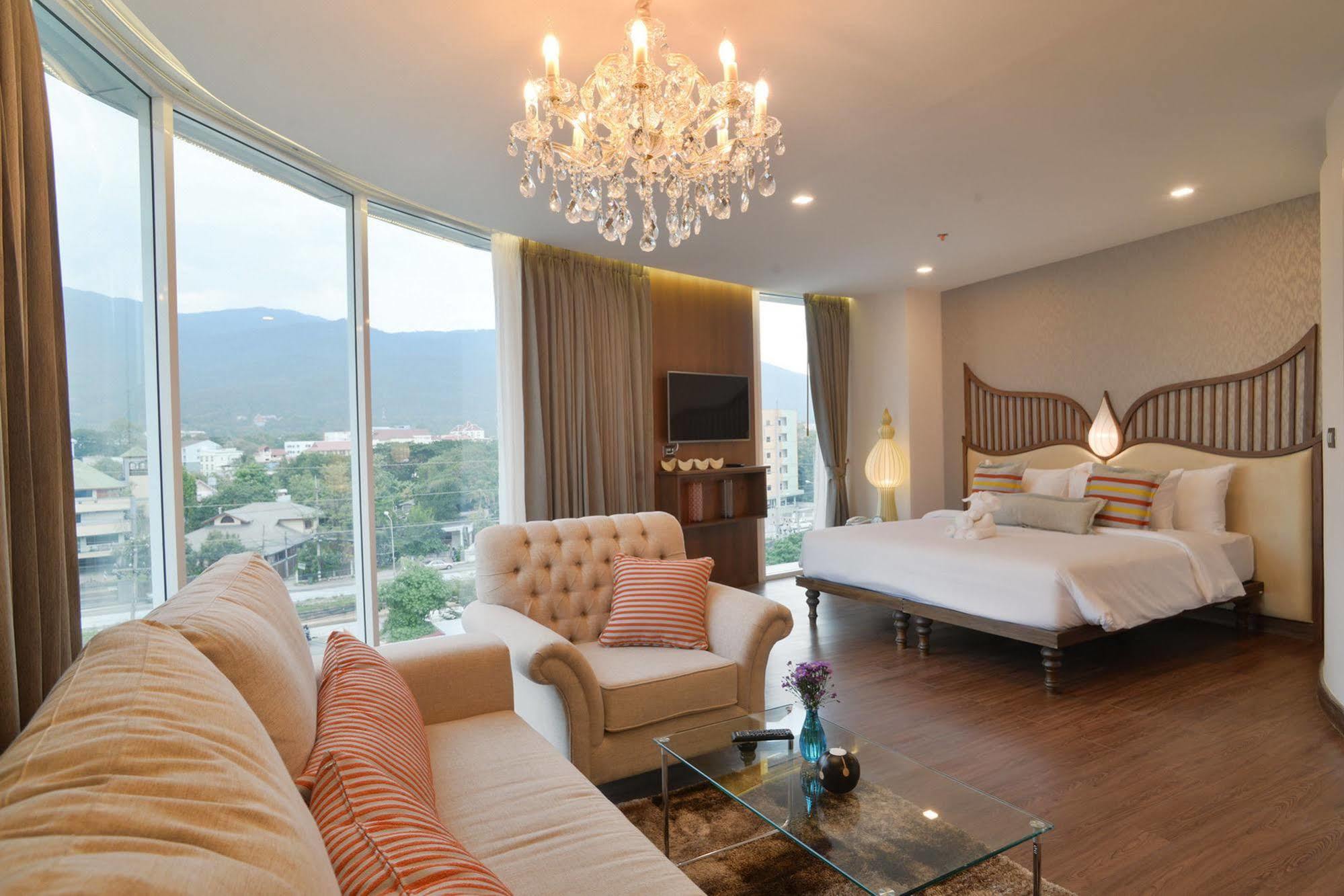 Baisirimaya Hotel Chiang Mai Exteriör bild