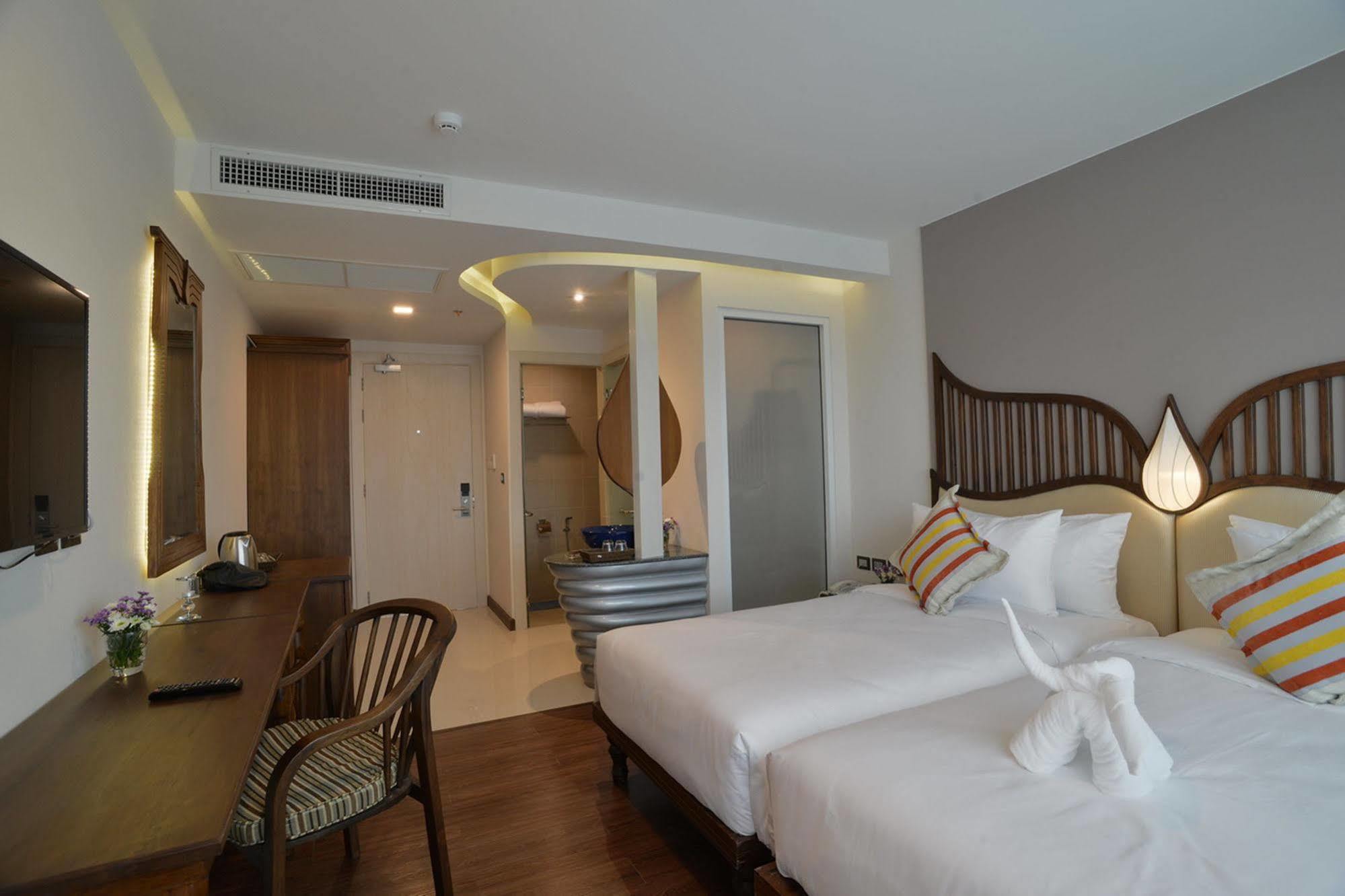 Baisirimaya Hotel Chiang Mai Exteriör bild